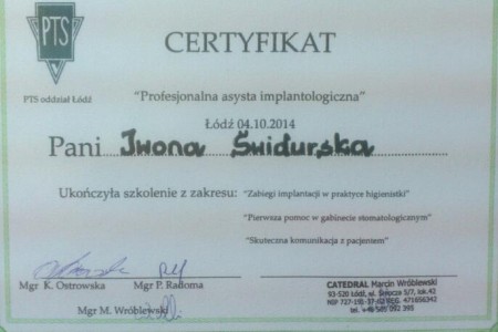 Certyfikat Profesjonalna asysta implantologiczna - Iwona Świdurska